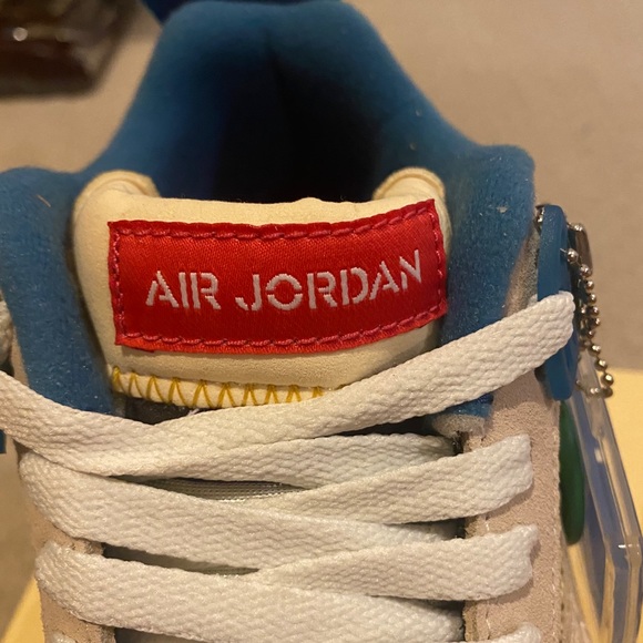 Jordan 4 Union guava - Picture 4 of 10